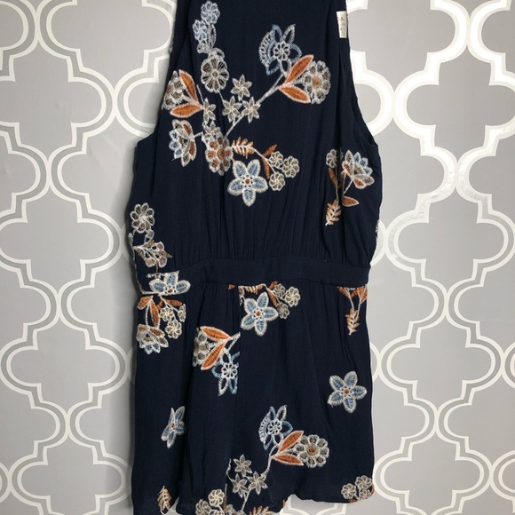 J.O.A romper - Picture 2 of 12